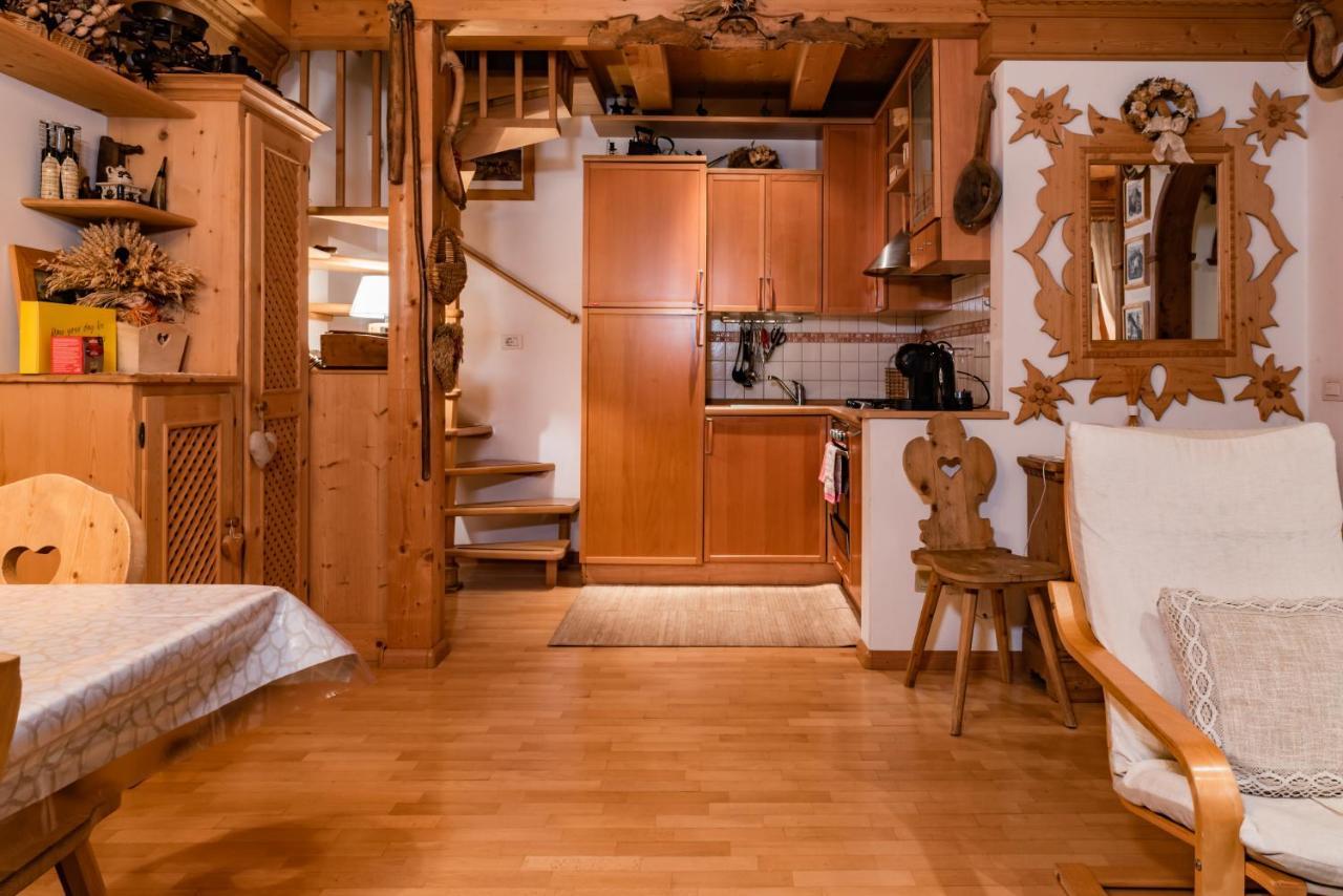 Sciliarguesthouse-Due Piani Parcheggio Privato Кастельротто Экстерьер фото